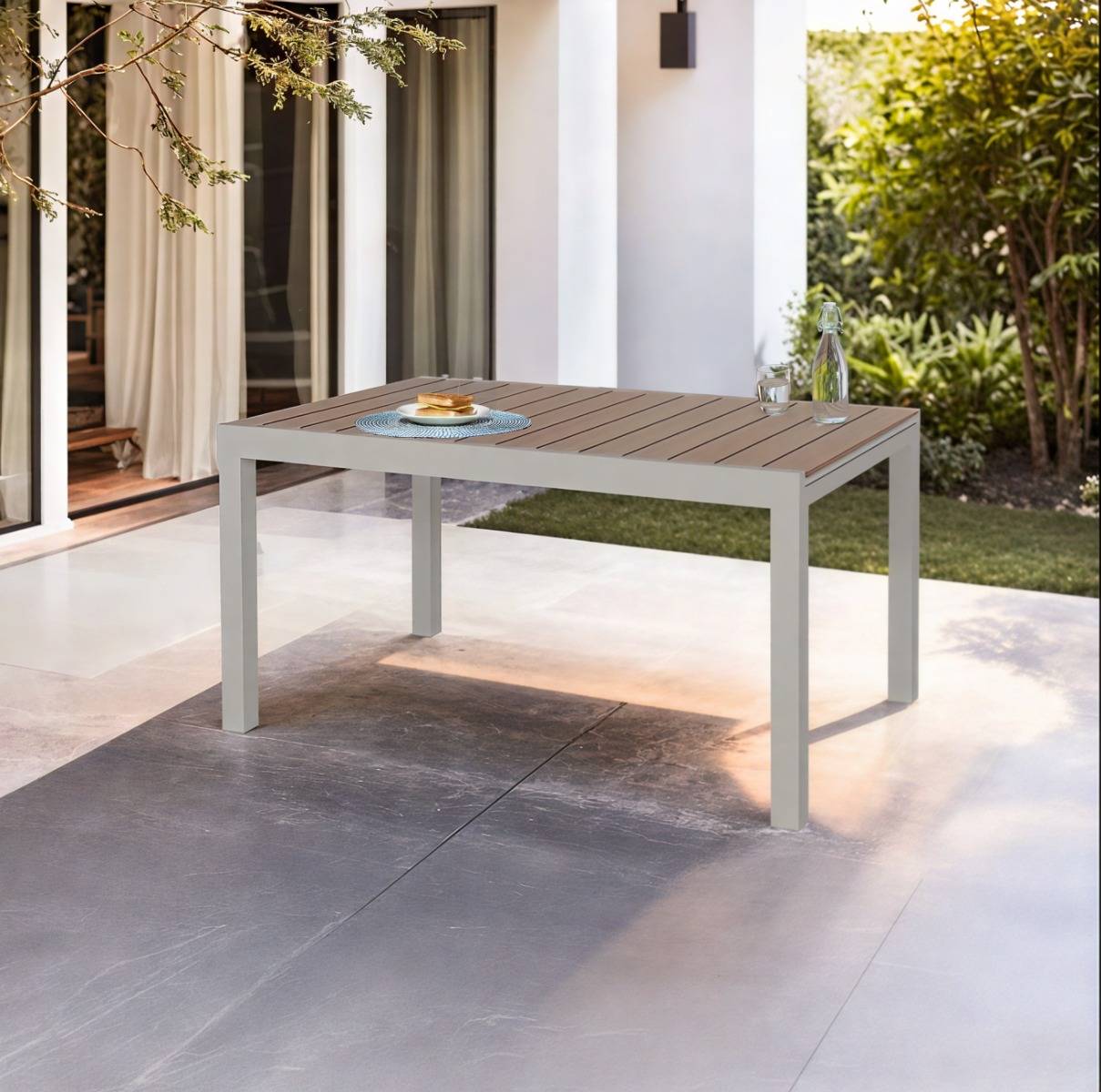 Table de jardin taupe en aluminium Ayden