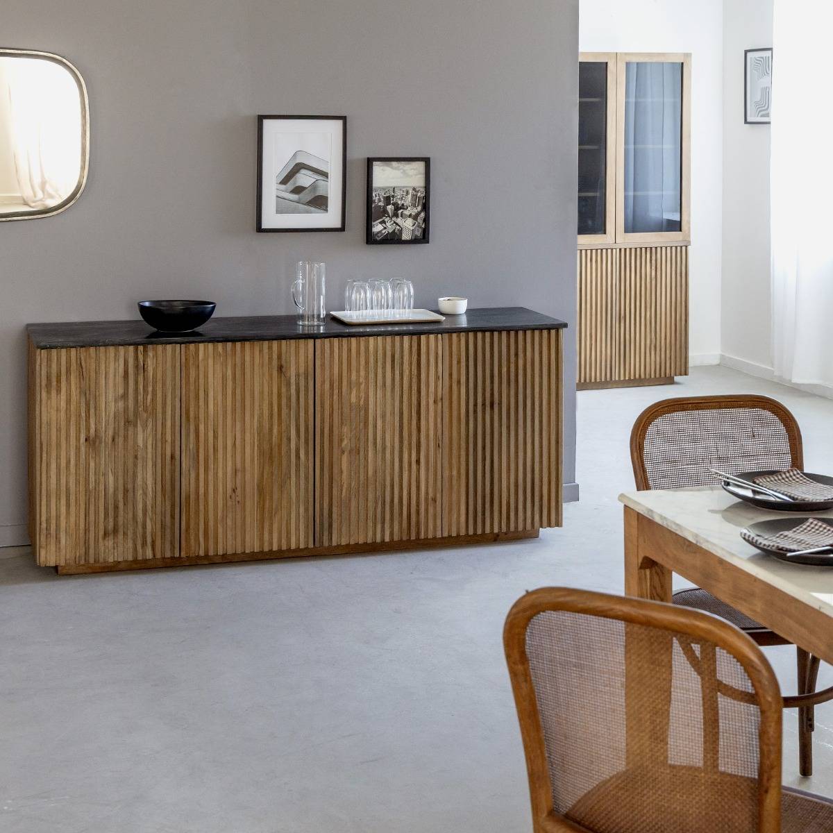 Buffet 4 portes en bois de manguier et marbre Betty