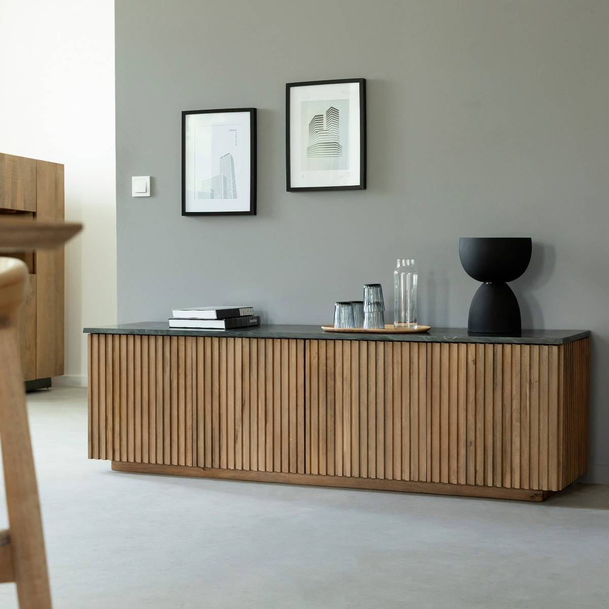 Meuble TV en bois de manguier et marbre Betty