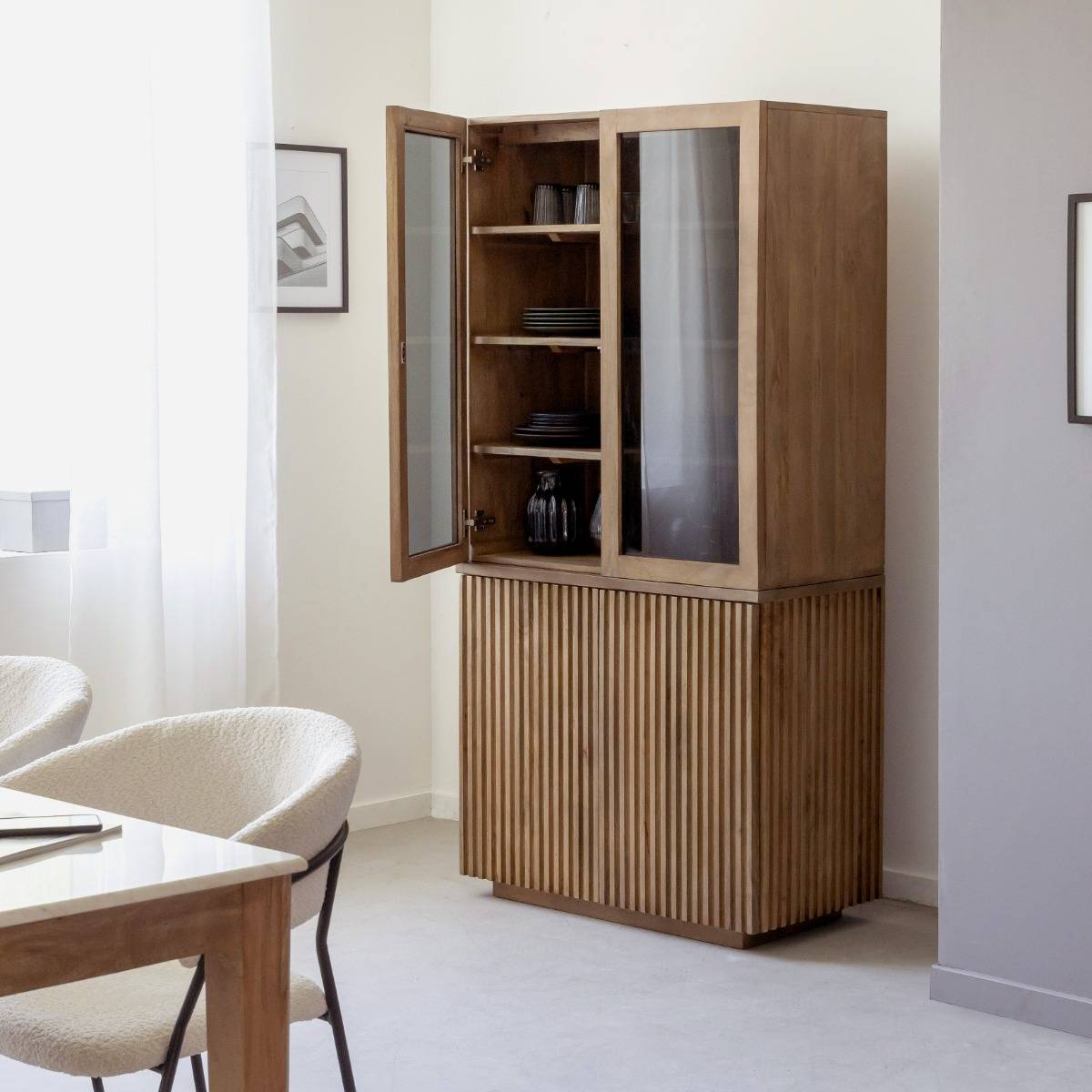 Vitrine en bois de manguier Betty