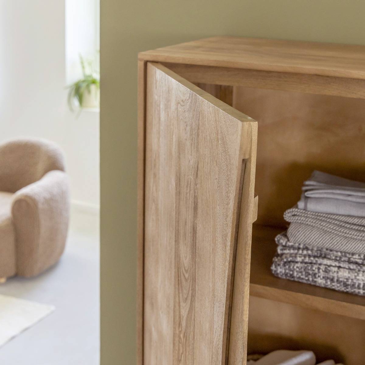 Armoire en bois de manguier Folia