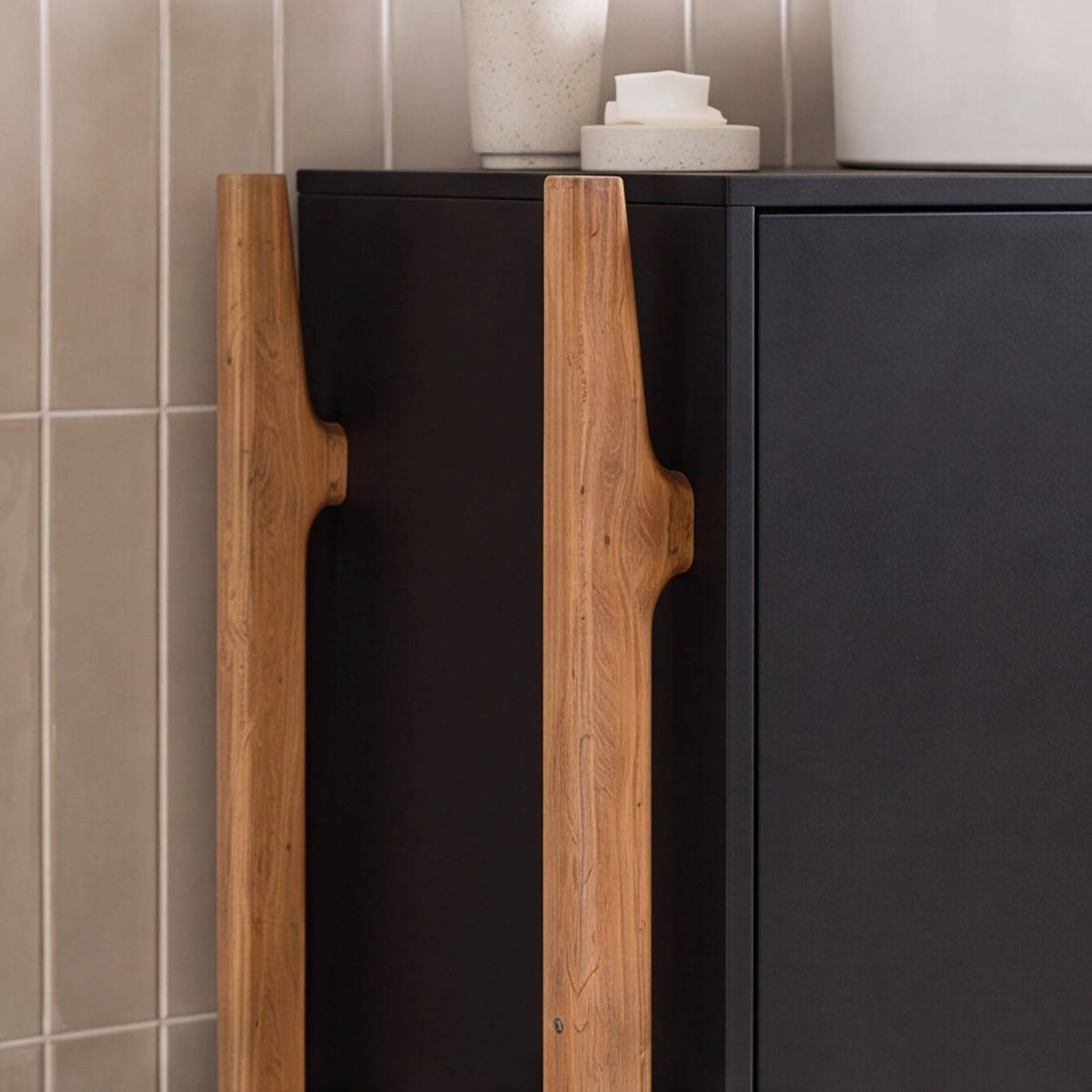 Meuble sous vasque en bois de manguier et pieds en acacia Imani